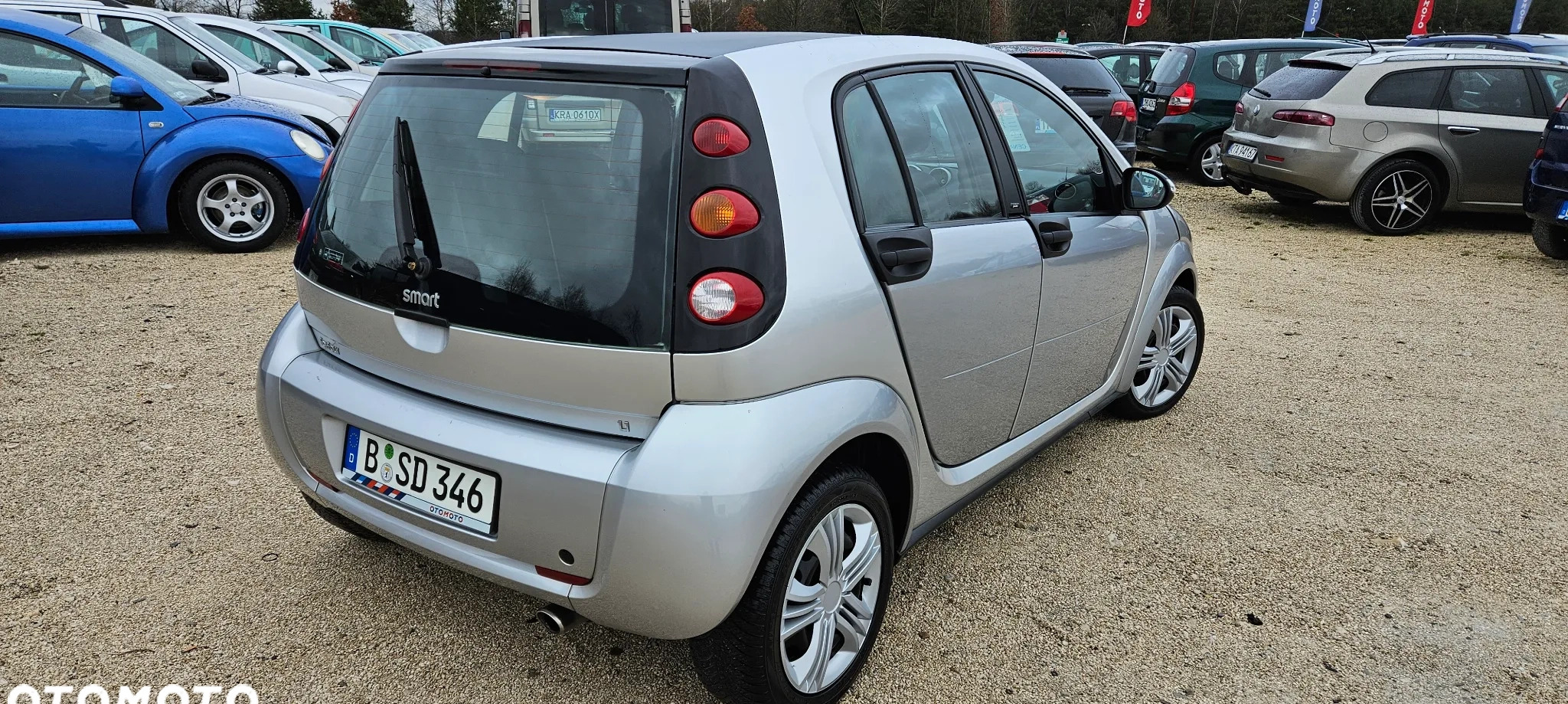 Smart Forfour cena 8900 przebieg: 159600, rok produkcji 2004 z Białobrzegi małe 172